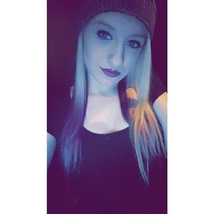 Meet your Posher, Faith